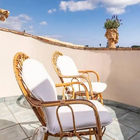 {villa Jacuzzi Privata}sul Mare Di Villa